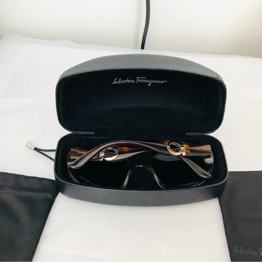 Salvatore Ferragamo Tortoise & Gold Sunglasses Case Dust Bag & Cloth Retail $475